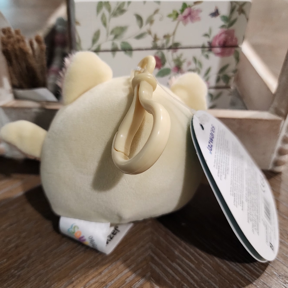 Squishmallows Clip-On Shasta, Trenton & Meghan Set of 3 - Picture 10 of 11